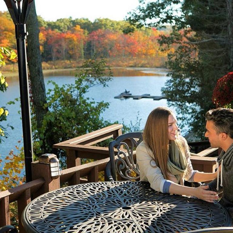 Cove Haven Resort Lakeville Exteriör bild