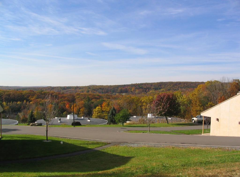 Cove Haven Resort Lakeville Exteriör bild