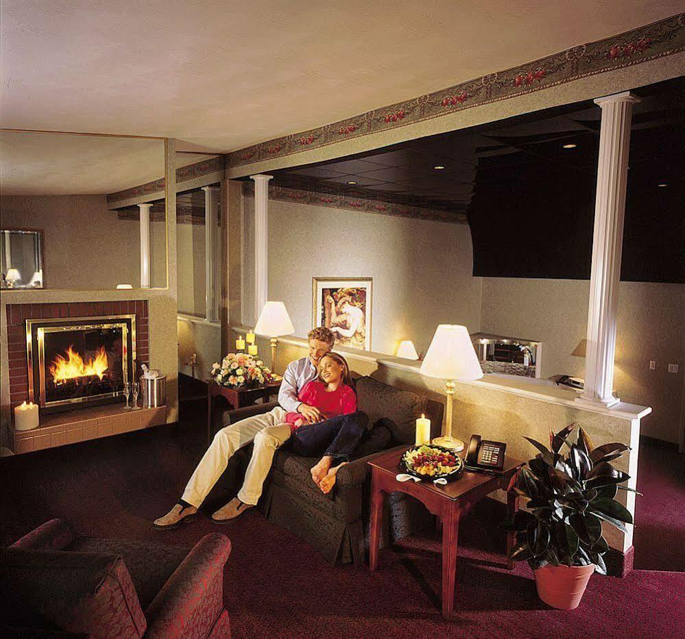 Cove Haven Resort Lakeville Exteriör bild